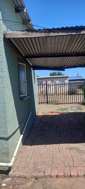 3 Bedroom Property for Sale in Bloemside 2 Free State
